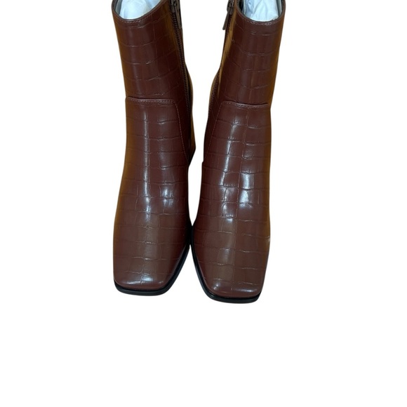 Nordstrom Lisa Vicky Brown Heeled Boots with Croc Texture - Picture 2 of 8